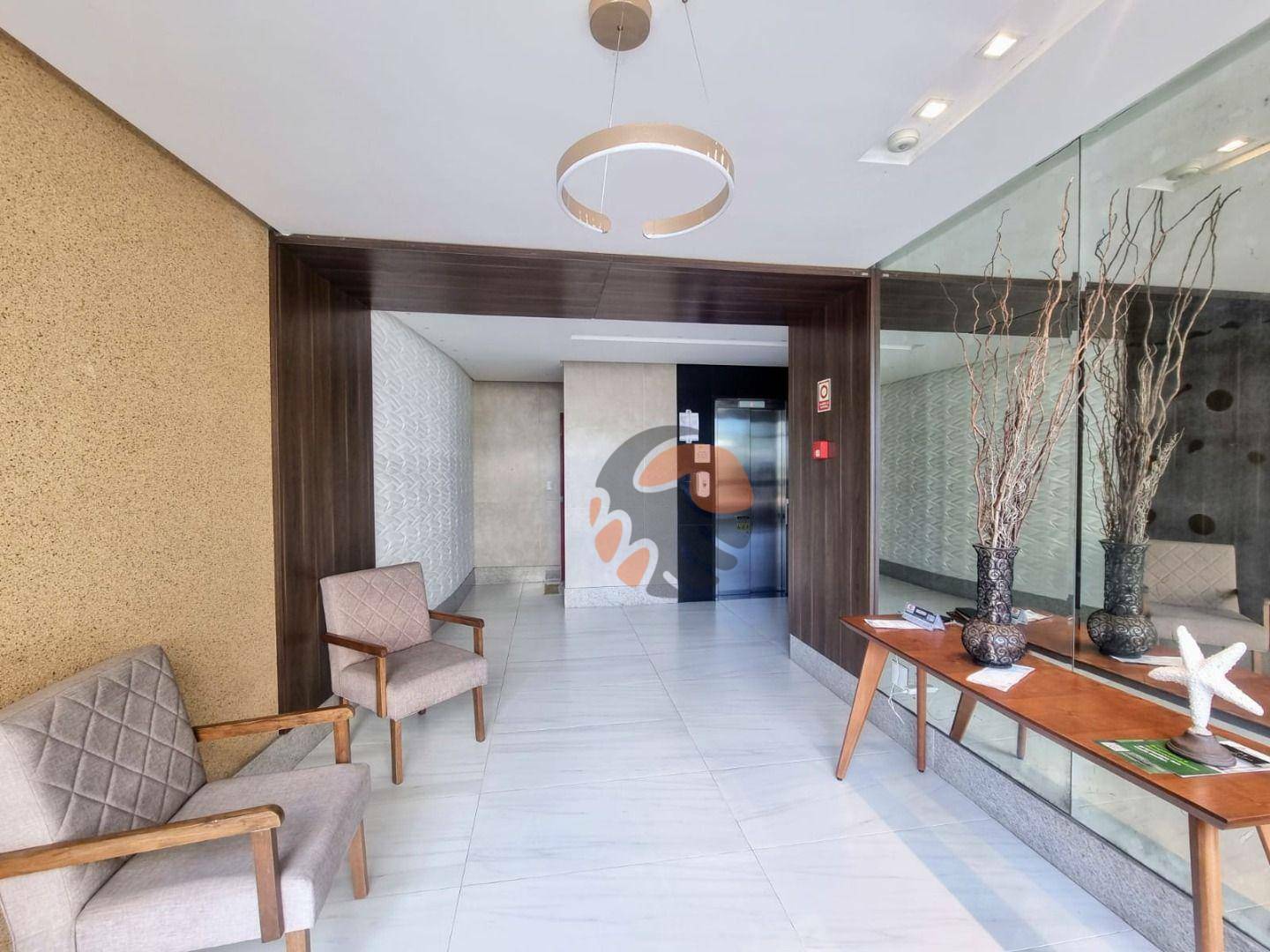 Apartamento para alugar com 4 quartos, 130m² - Foto 1