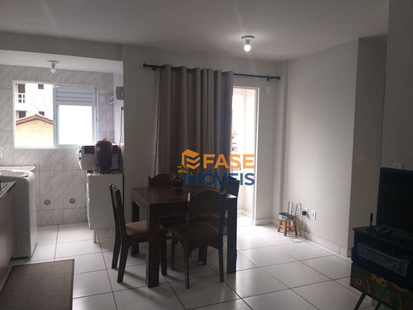 Apartamento à venda com 2 quartos, 53m² - Foto 4