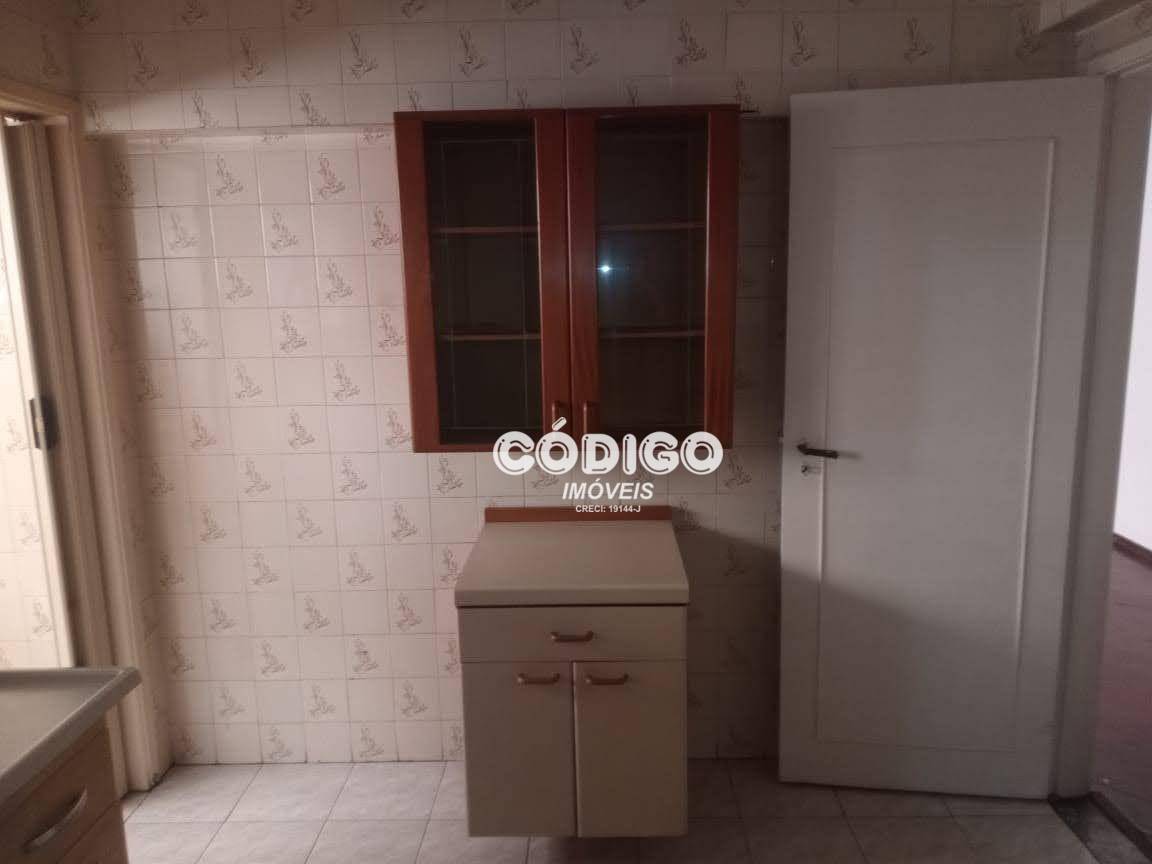 Apartamento à venda com 2 quartos, 70m² - Foto 8