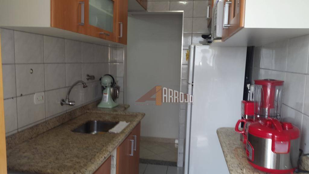 Apartamento à venda com 2 quartos, 45m² - Foto 10