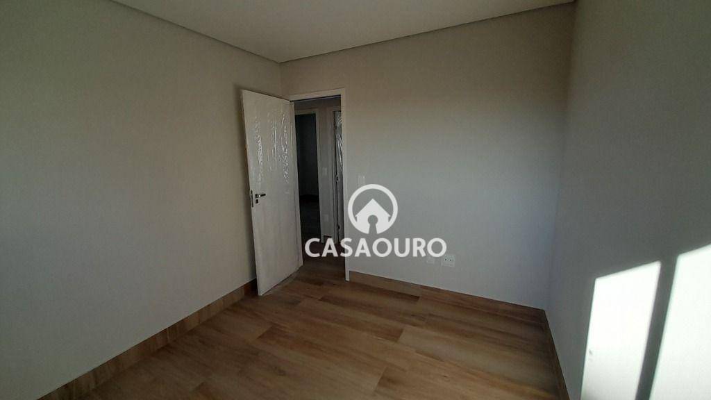 Apartamento à venda com 4 quartos, 115m² - Foto 19