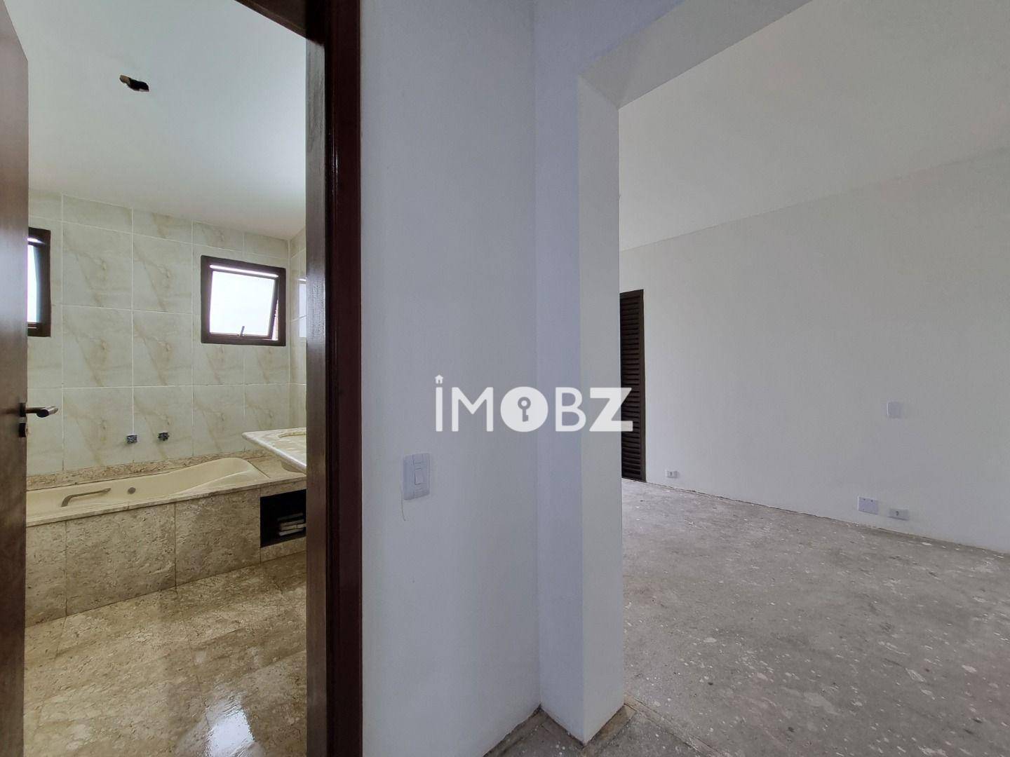 Apartamento à venda com 4 quartos, 236m² - Foto 35