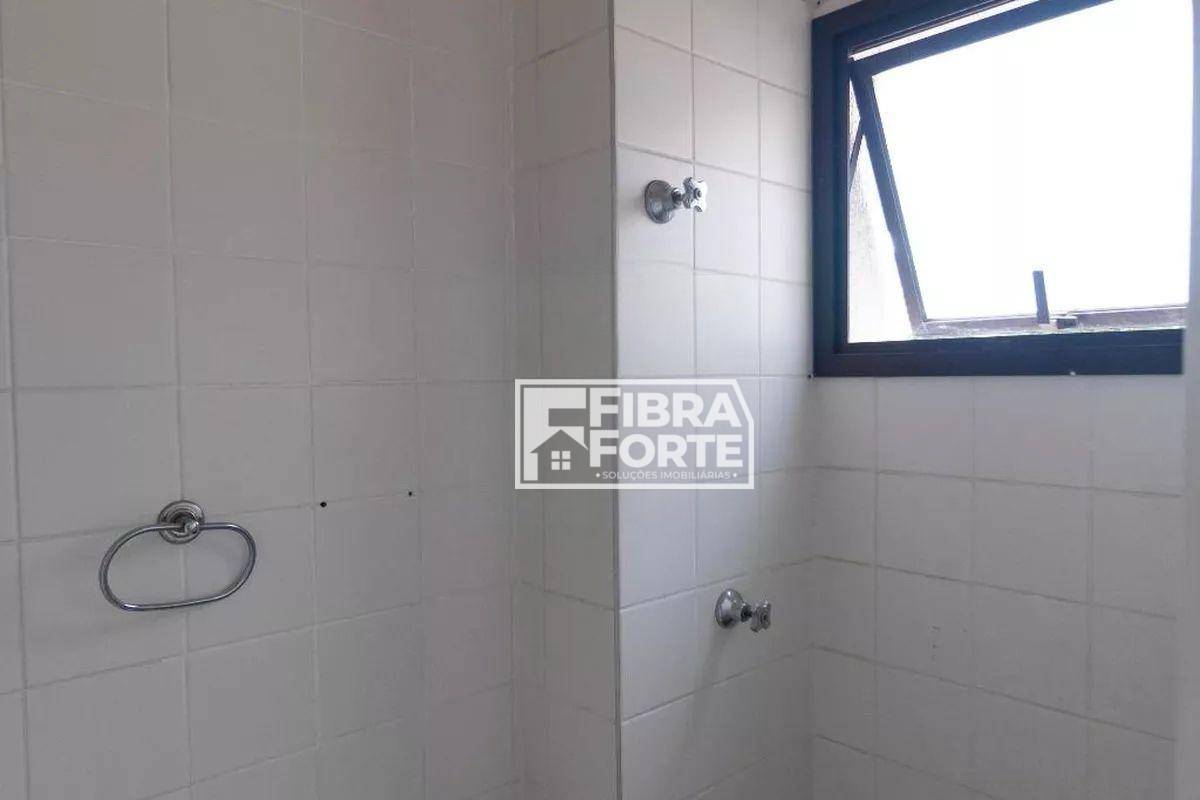 Apartamento à venda com 3 quartos, 145m² - Foto 47