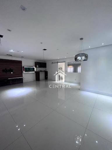 Casa à venda com 4 quartos, 385m² - Foto 28