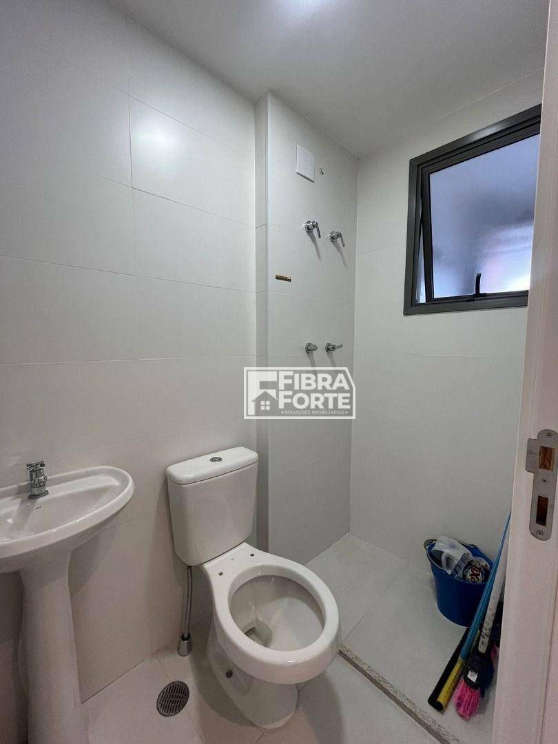 Apartamento à venda com 4 quartos, 155m² - Foto 14