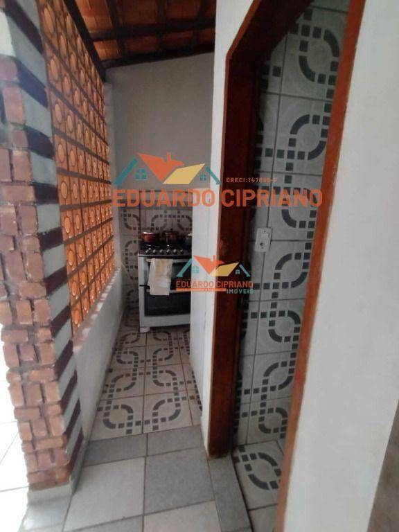 Casa à venda com 1 quarto, 101m² - Foto 18