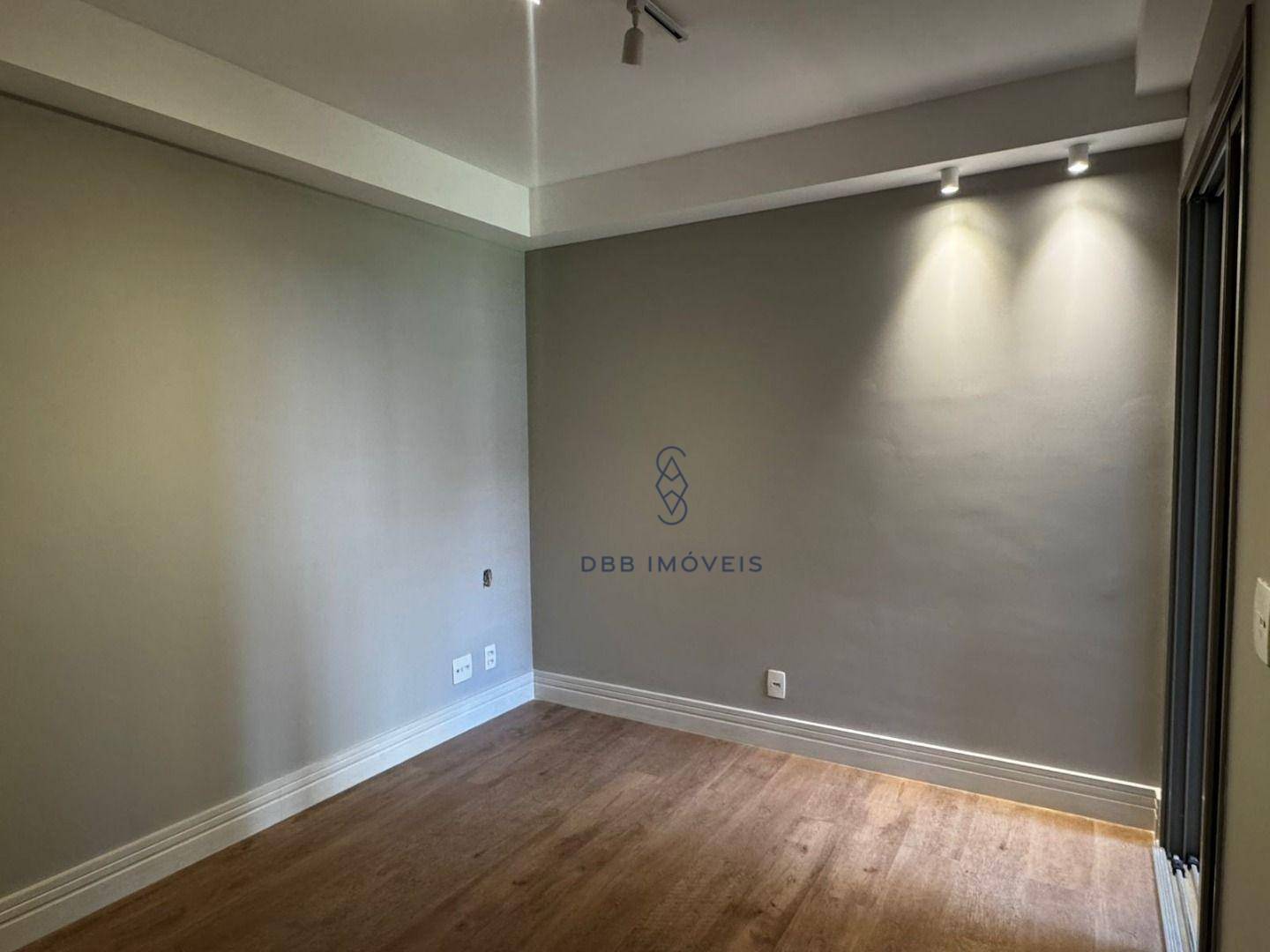 Apartamento à venda com 4 quartos, 163m² - Foto 8