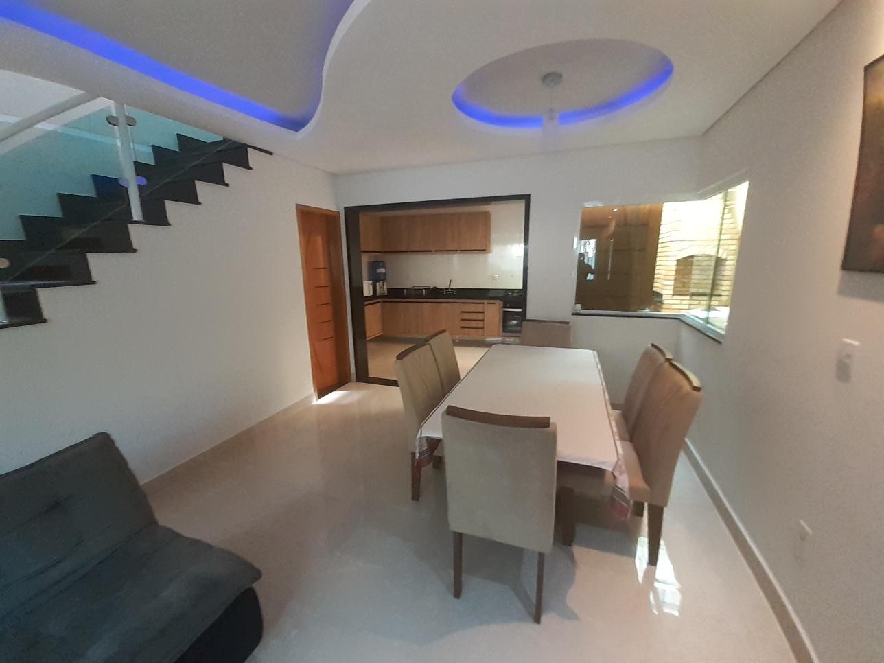 Sobrado à venda com 3 quartos, 90m² - Foto 1