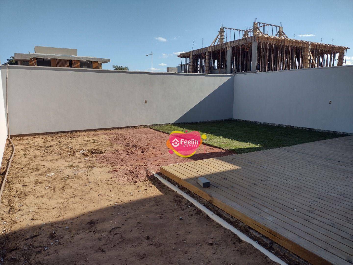 Casa à venda com 3 quartos, 169m² - Foto 16