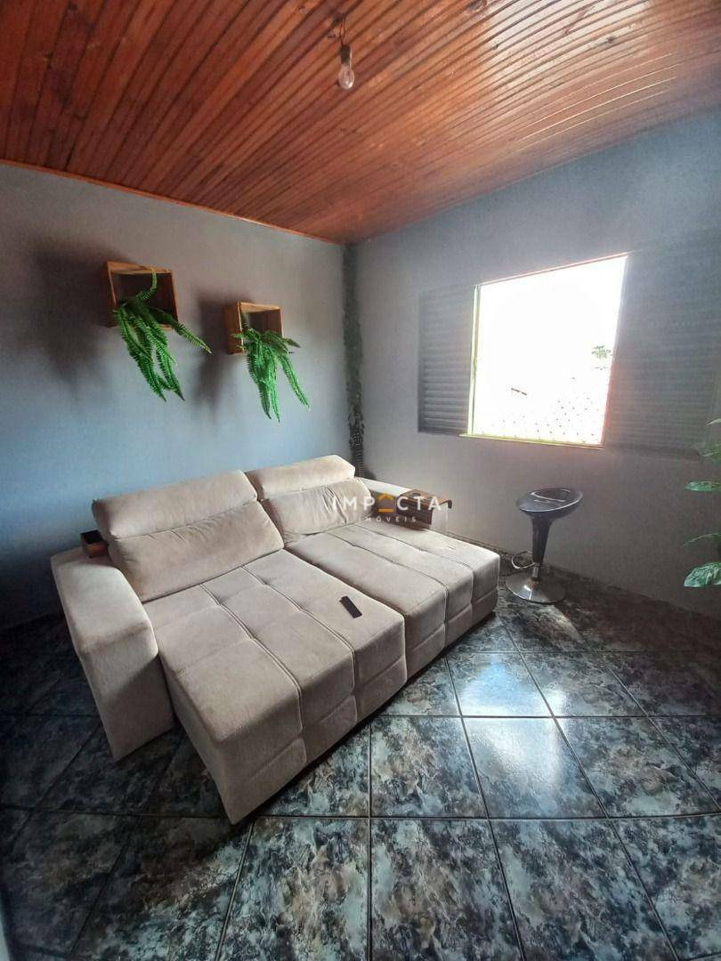 Casa, 4 quartos, 113 m² - Foto 1