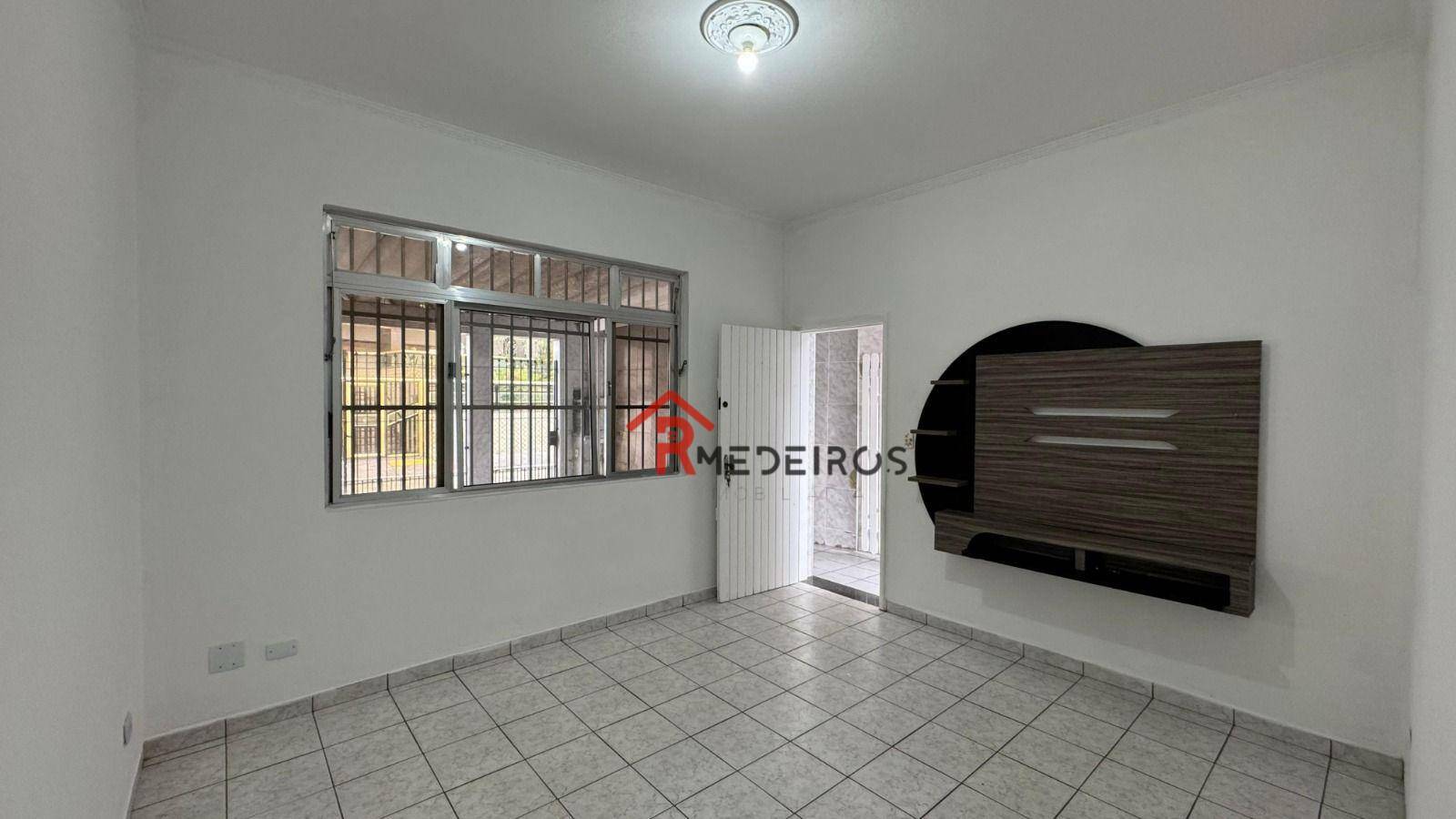 Casa à venda com 2 quartos, 111m² - Foto 4