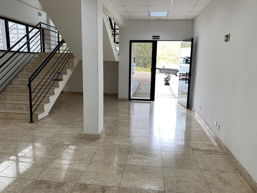 Depósito-Galpão-Armazém para alugar, 1142m² - Foto 11