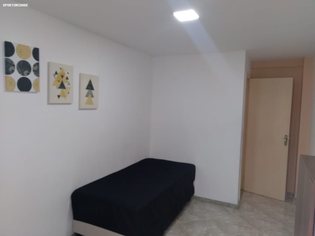 Apartamento à venda com 2 quartos - Foto 1