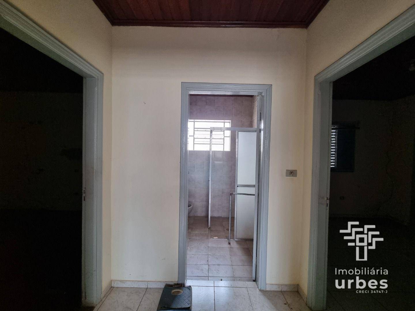 Casa à venda com 4 quartos, 255m² - Foto 8