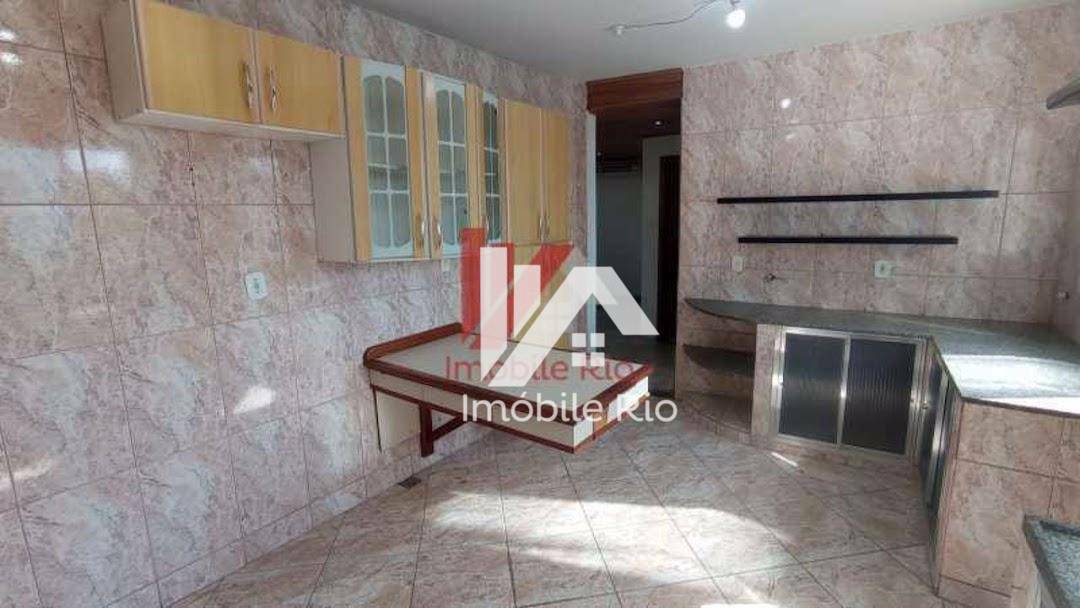 Casa à venda com 4 quartos, 131m² - Foto 28