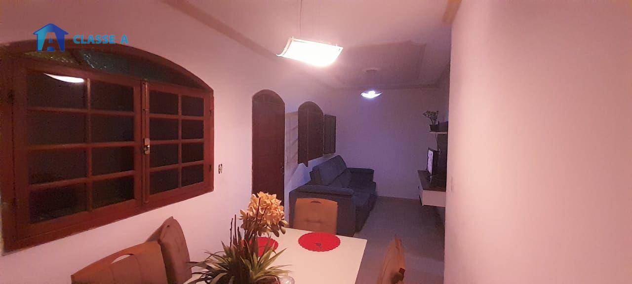 Casa à venda com 4 quartos, 200m² - Foto 5