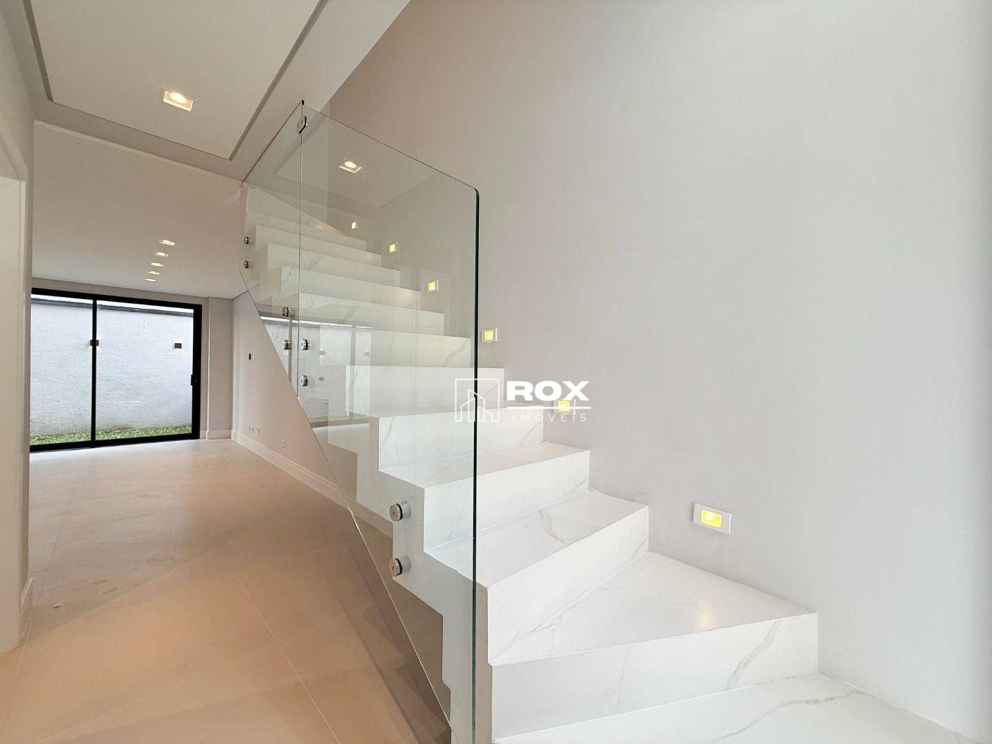 Casa de Condomínio à venda com 4 quartos, 190m² - Foto 6