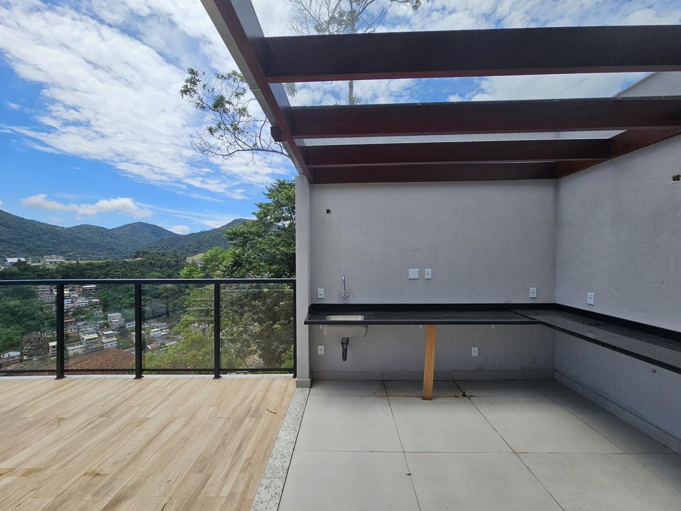 Casa à venda com 5 quartos, 262m² - Foto 17
