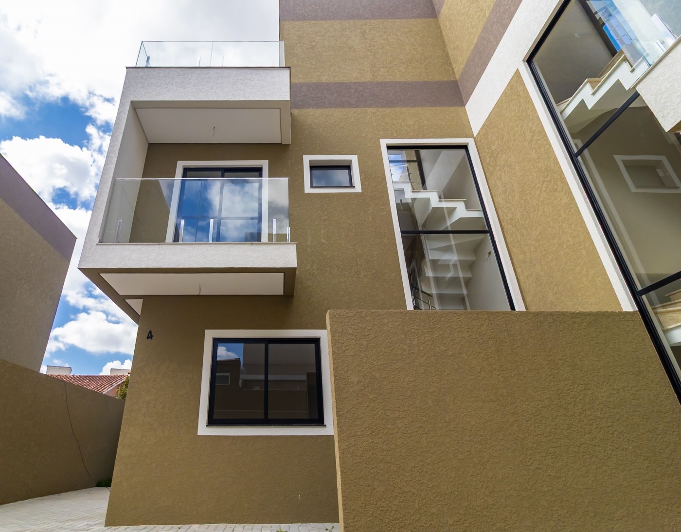 Sobrado à venda com 3 quartos, 96m² - Foto 2