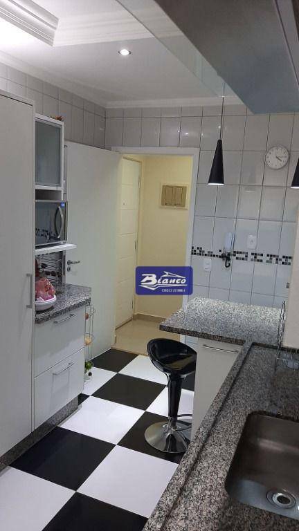 Apartamento à venda com 2 quartos, 75m² - Foto 16