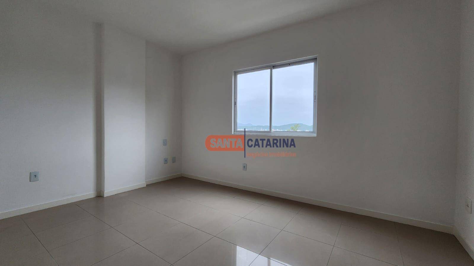 Apartamento à venda com 2 quartos, 86m² - Foto 4