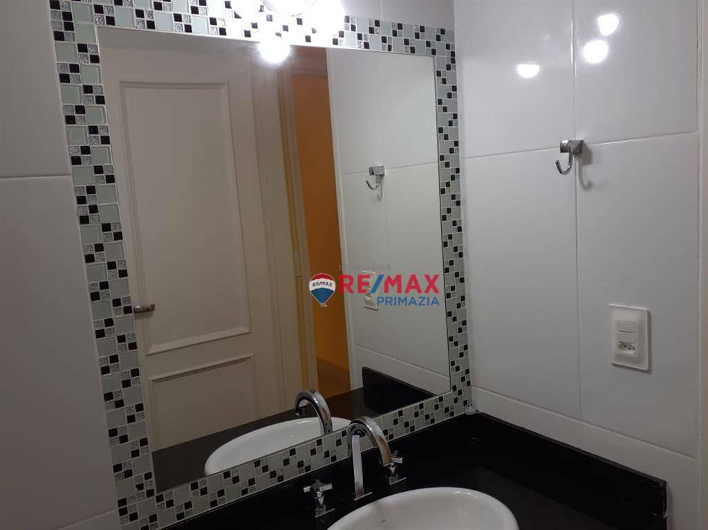 Apartamento à venda com 3 quartos, 194m² - Foto 21