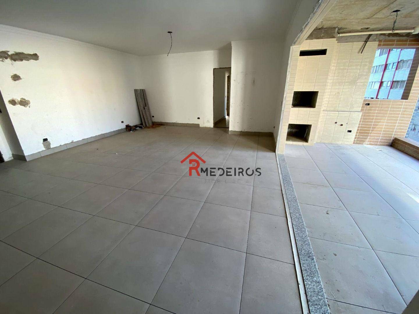 Apartamento à venda com 3 quartos, 143m² - Foto 4