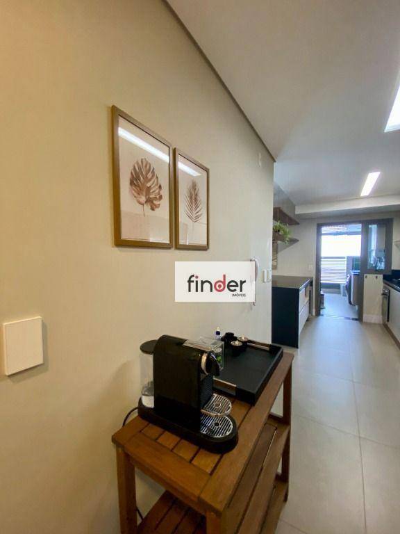 Apartamento à venda com 3 quartos, 131m² - Foto 19