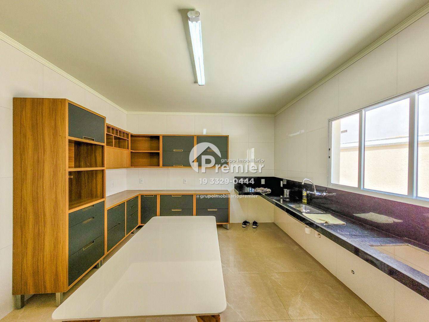 Casa à venda e aluguel com 4 quartos, 250m² - Foto 11