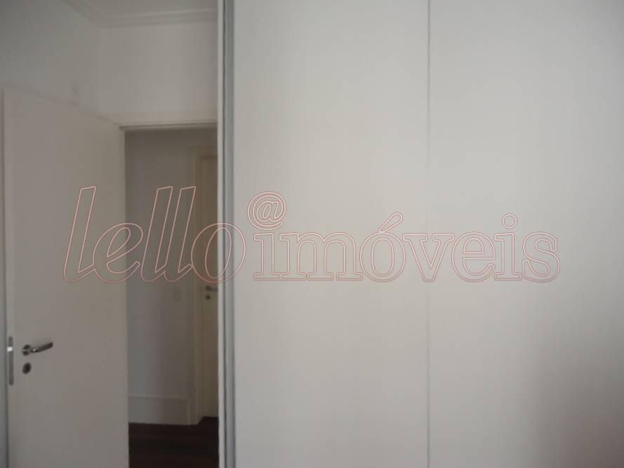 Apartamento à venda com 4 quartos, 136m² - Foto 8