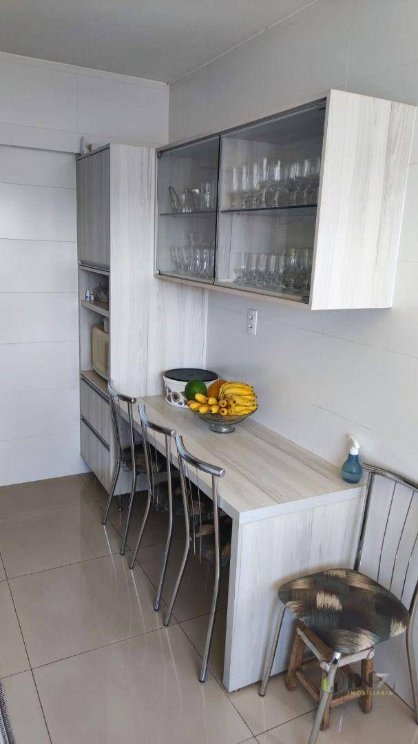 Apartamento à venda com 3 quartos, 150m² - Foto 5