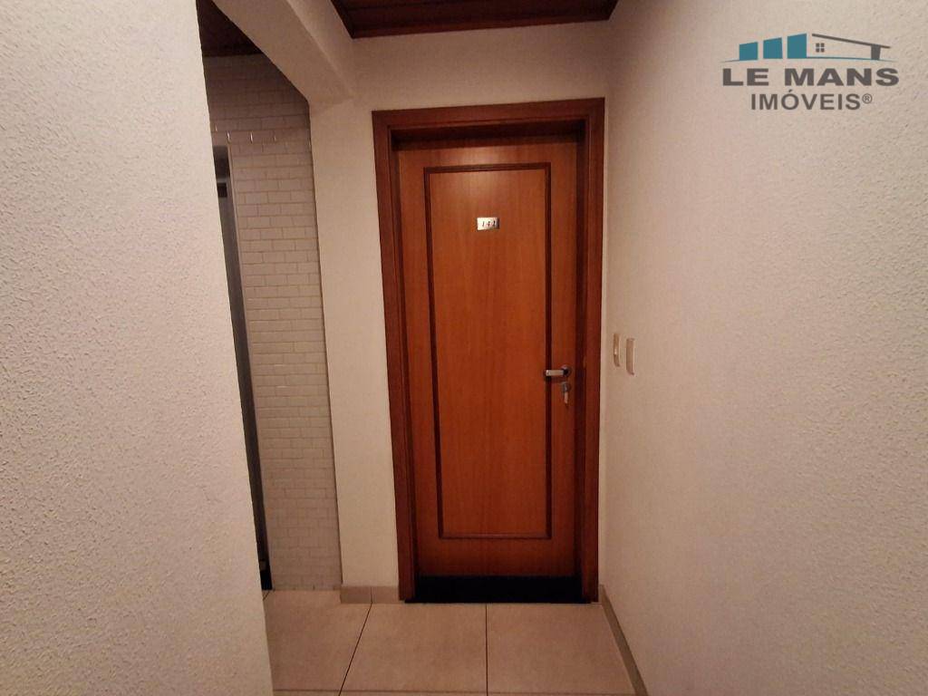 Apartamento à venda com 3 quartos, 98m² - Foto 30