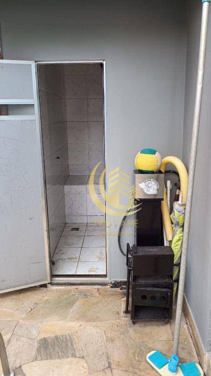 Sobrado à venda com 3 quartos, 210m² - Foto 13