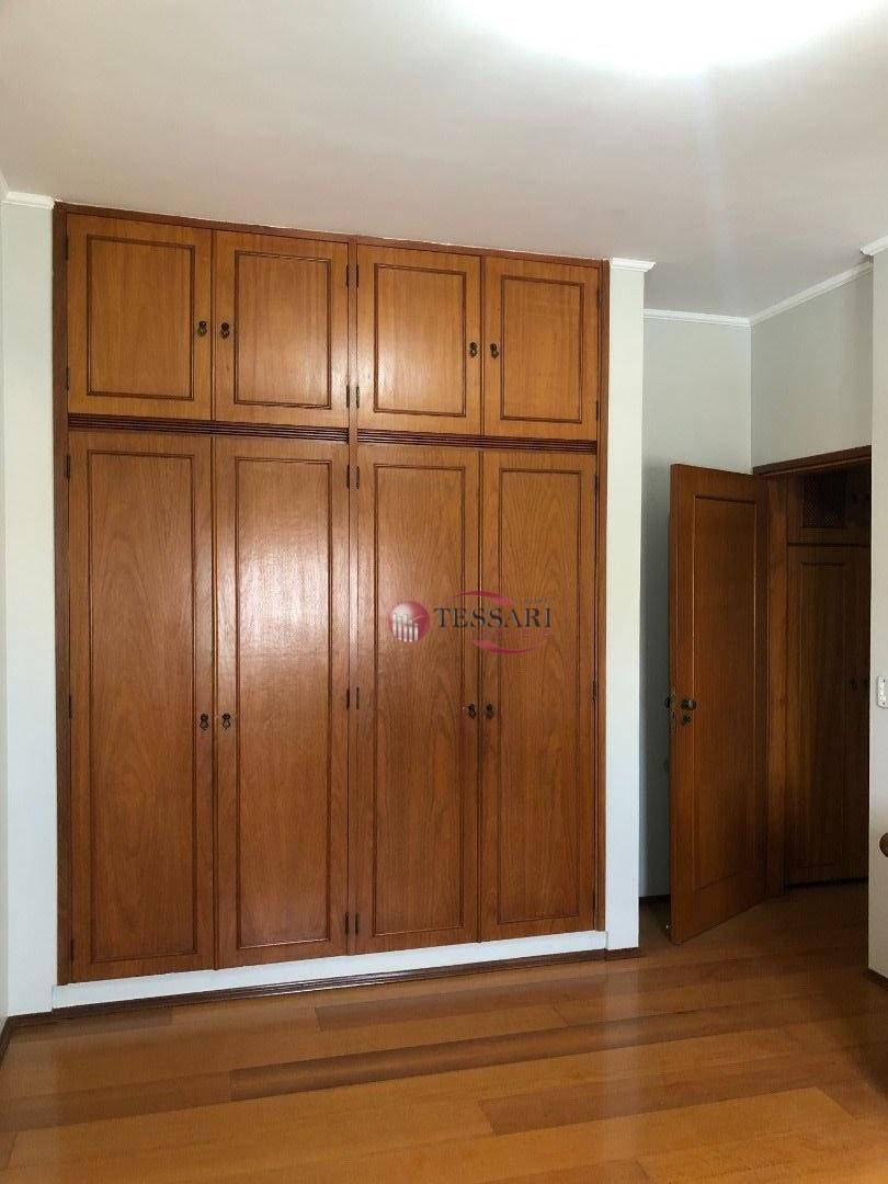 Apartamento à venda com 3 quartos, 140m² - Foto 21