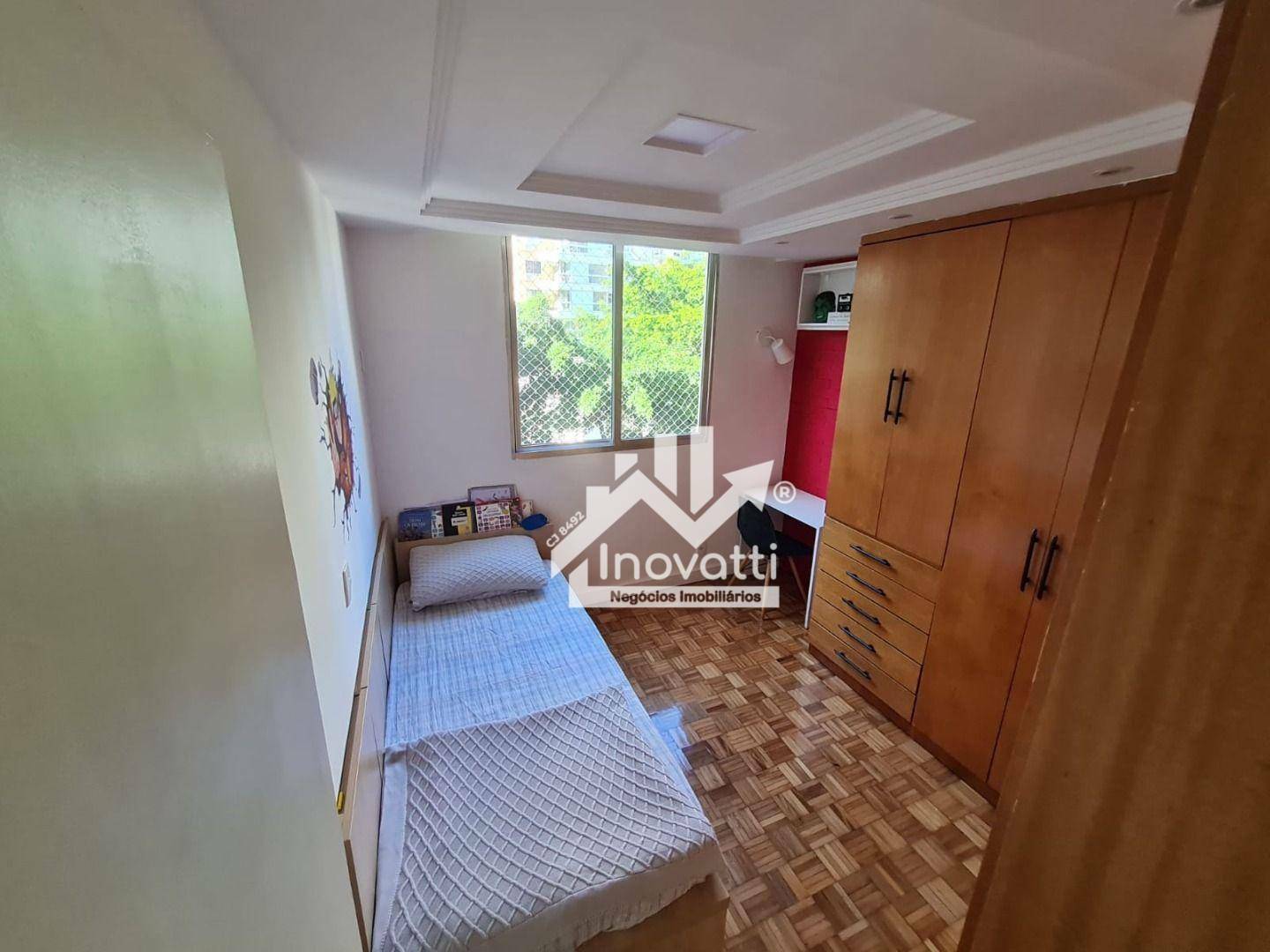 Apartamento à venda com 4 quartos, 140m² - Foto 29