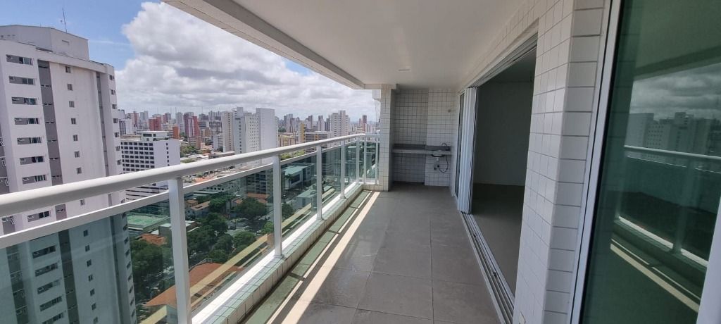 Apartamento à venda com 3 quartos, 151m² - Foto 1