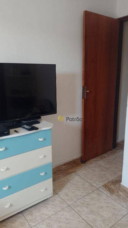 Apartamento à venda com 2 quartos, 80m² - Foto 17