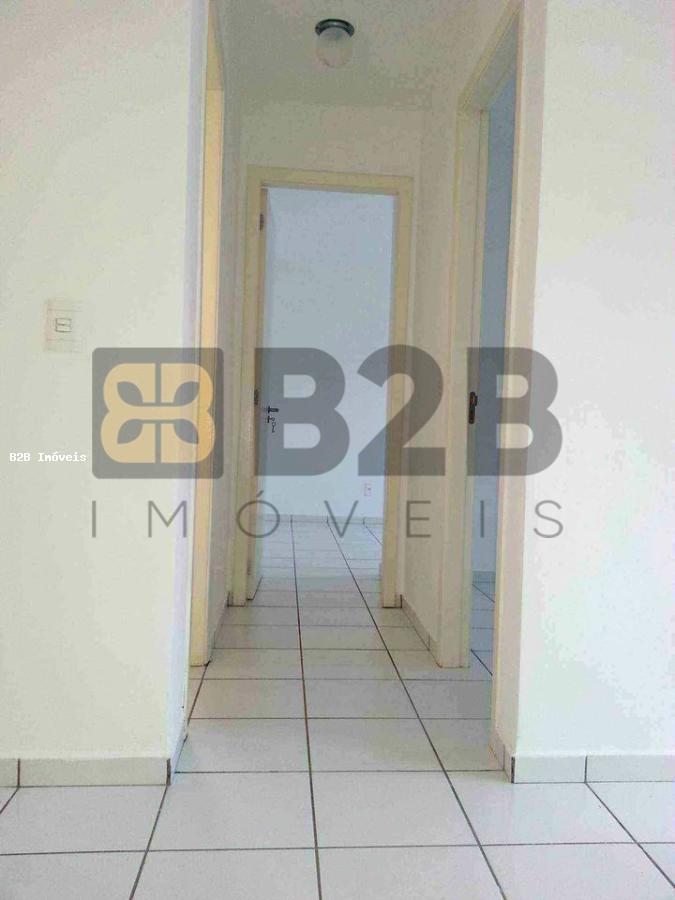 Apartamento à venda com 2 quartos, 63m² - Foto 7