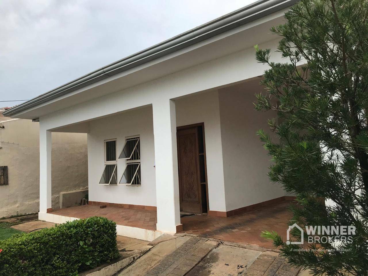 Casa à venda com 3 quartos, 280m² - Foto 2