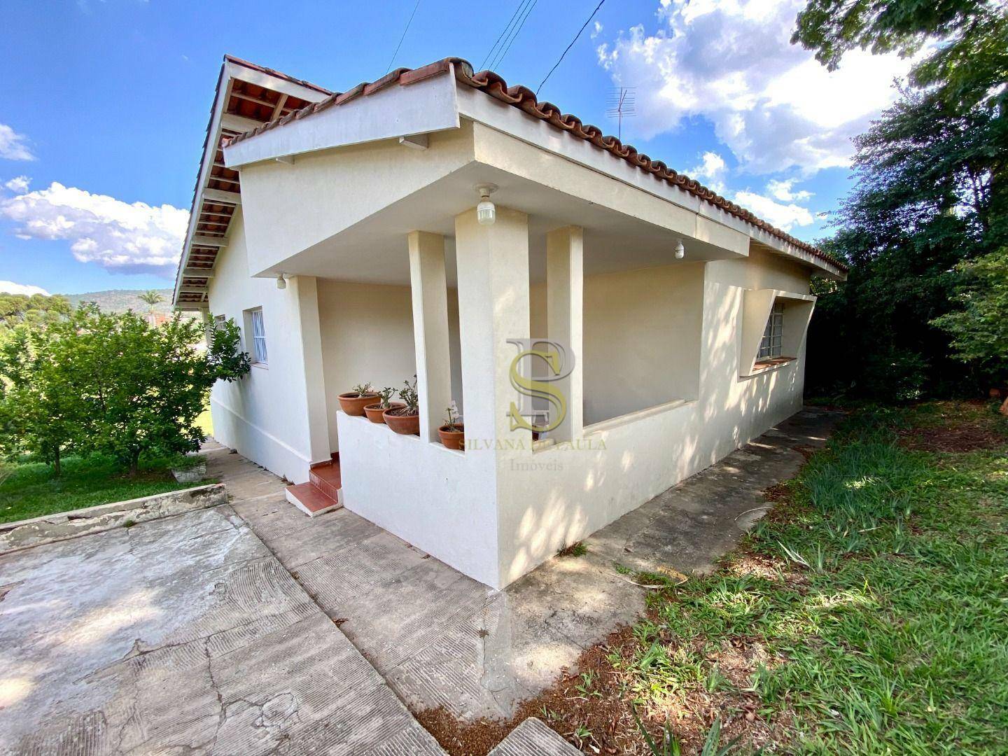 Casa à venda com 2 quartos, 110m² - Foto 2