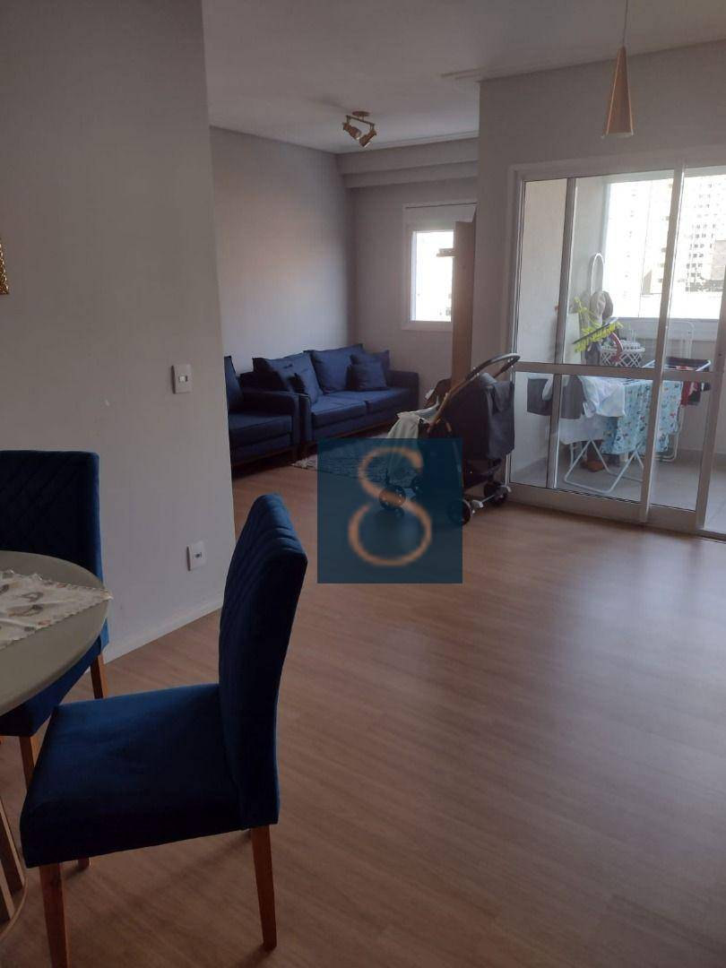 Apartamento à venda com 3 quartos, 70m² - Foto 2