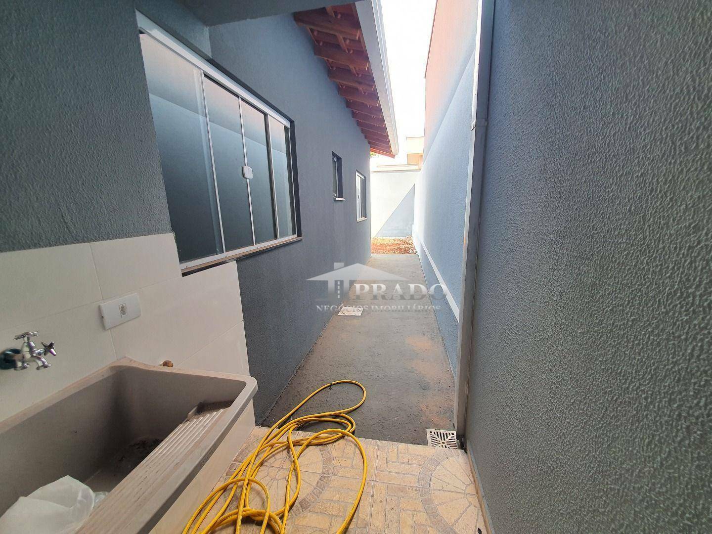 Casa à venda com 2 quartos, 61m² - Foto 15