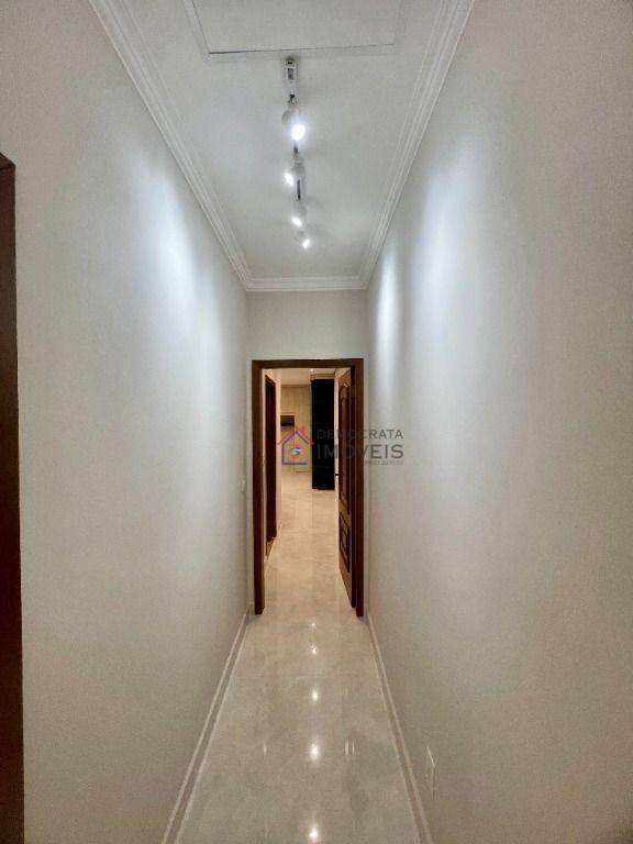 Sobrado à venda com 3 quartos, 210m² - Foto 20