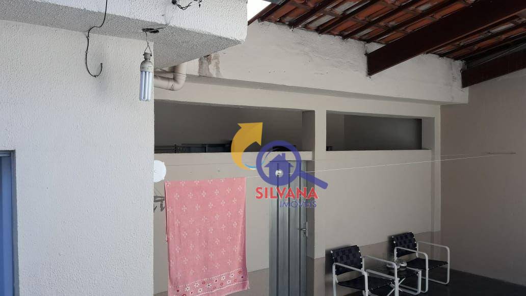 Casa à venda com 3 quartos, 224m² - Foto 22