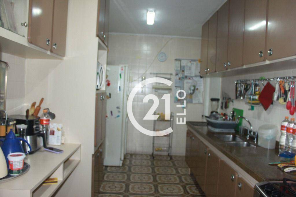 Apartamento à venda com 3 quartos, 236m² - Foto 15