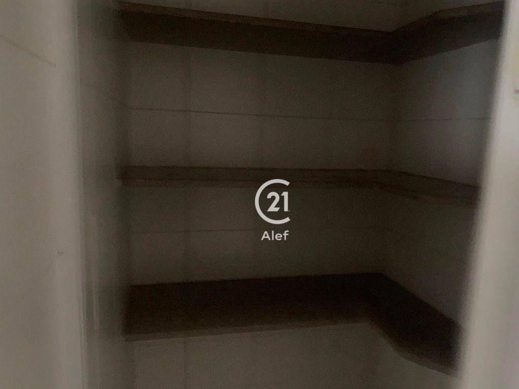 Apartamento para alugar com 3 quartos, 130m² - Foto 8