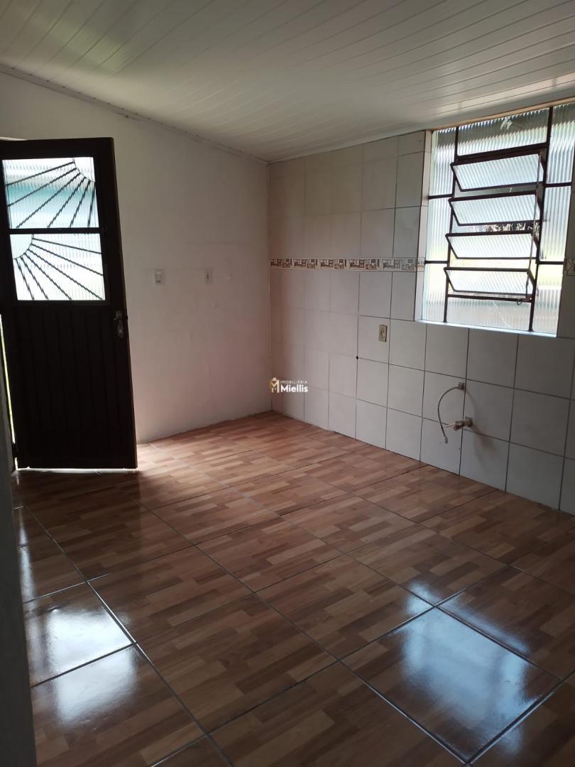Casa à venda com 2 quartos, 84m² - Foto 3