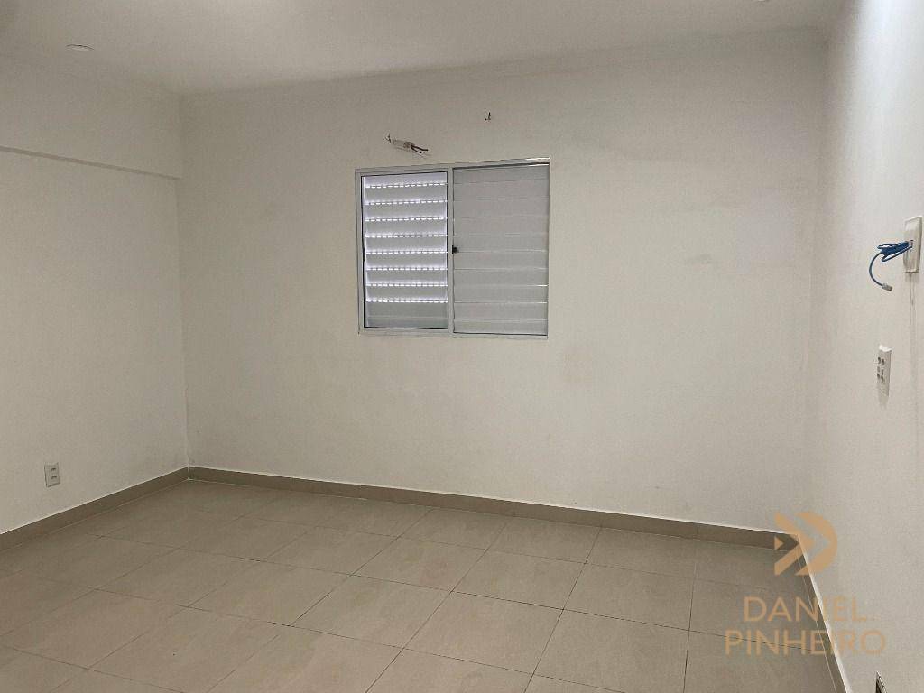 Casa à venda com 3 quartos, 90m² - Foto 9