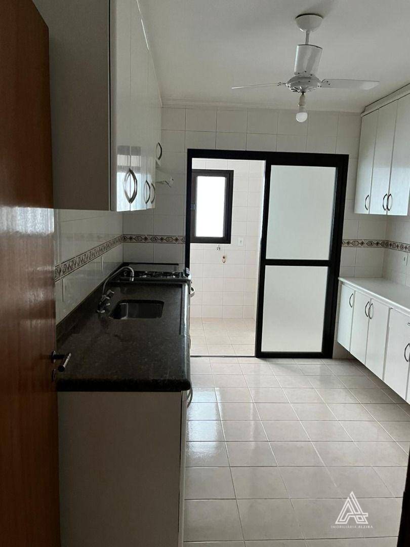 Apartamento à venda com 3 quartos, 114m² - Foto 5