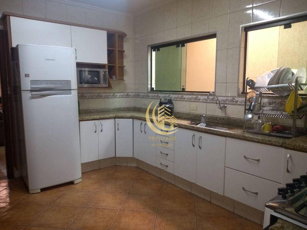 Sobrado à venda com 4 quartos, 300m² - Foto 6